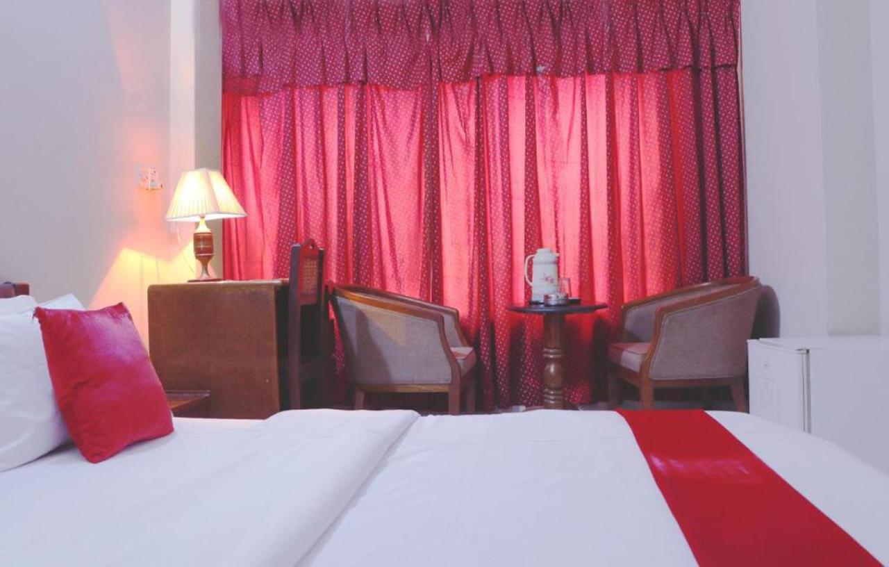Hotel Ashrafee Dhaka Buitenkant foto